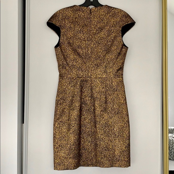 DVF gold cap sleeve dress - NWOT - Picture 4 of 6